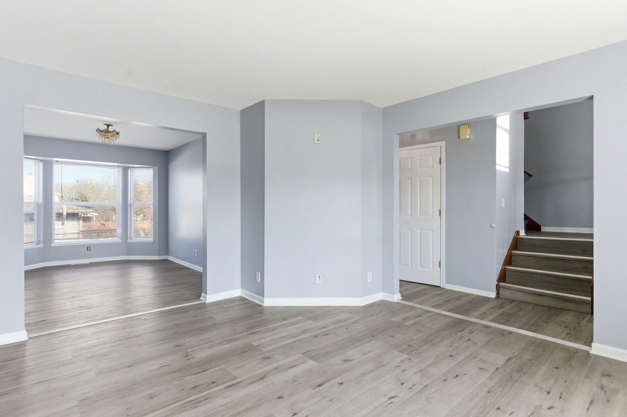 1824 B Country Hills Drive unit: B - Photo 4 of 17