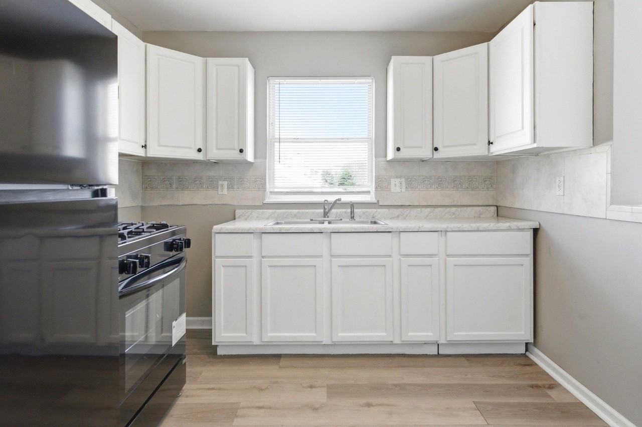 1824 B Country Hills Drive unit: B - Photo 7 of 17