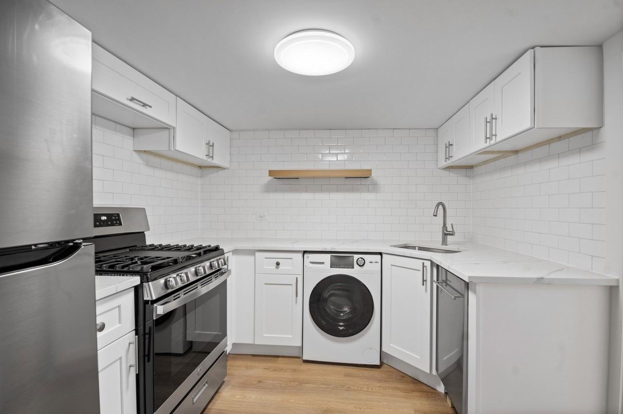 3751 N Clifton Ave Unit Ch-1 - Photo 7 of 15