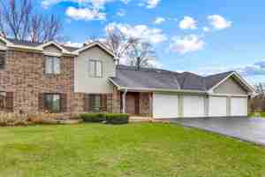 featured image of 961 Cumberland Ct Apt A2