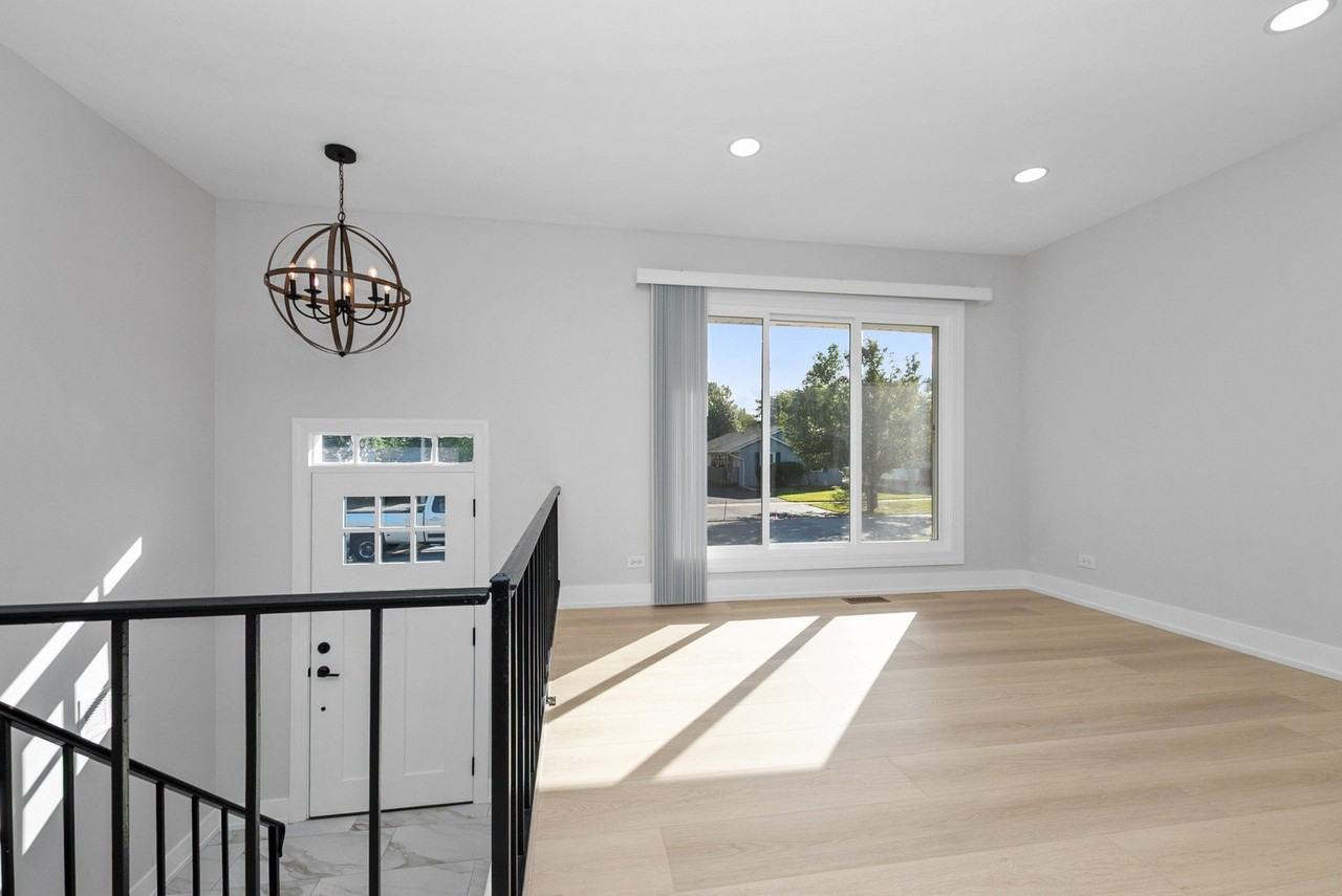 16822 91st Ave - Photo 6 of 26