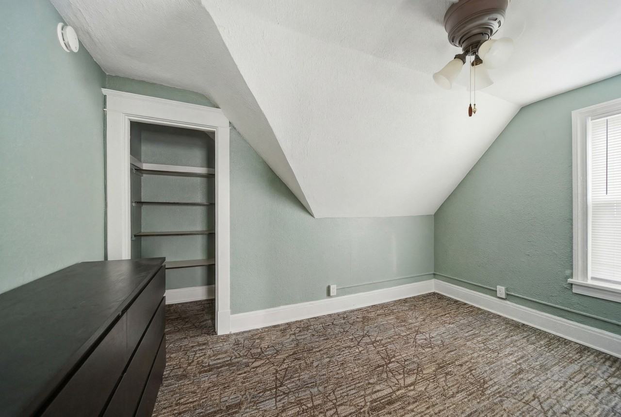 412 W 4th St - Photo 7 of 7