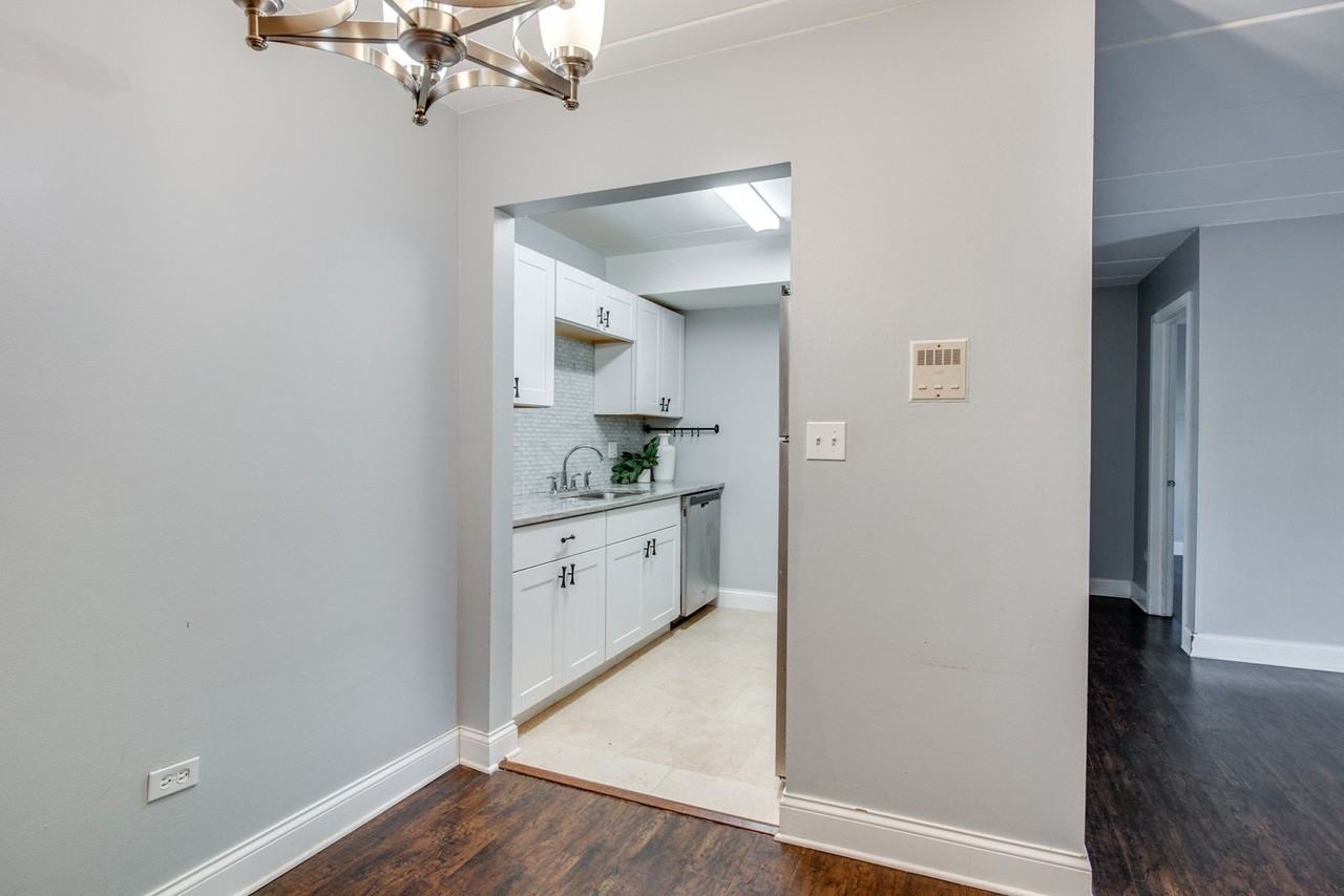 218 E Bailey Rd Apt F - Photo 7 of 13