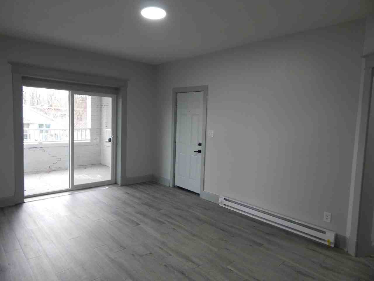 303 Stone St Apt 1a - Photo 5 of 11