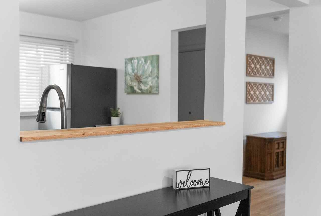 1105 Julienne Dr - Photo 5 of 32