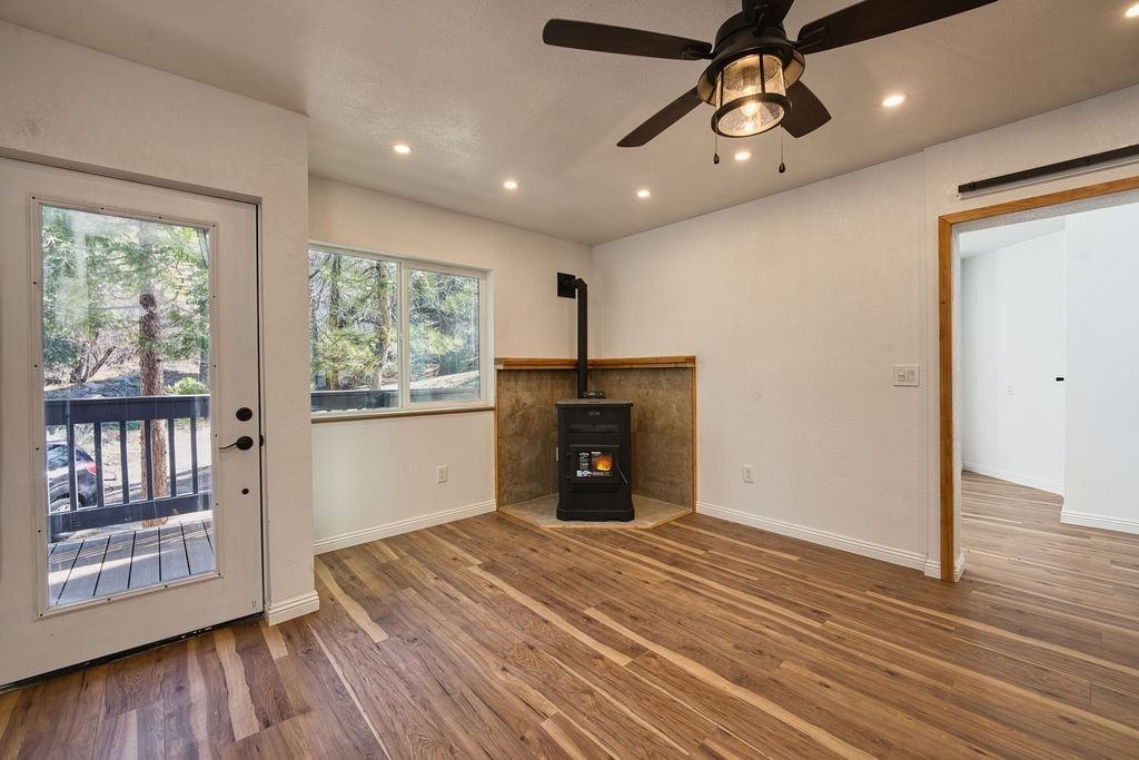 2116 Bernina Dr #1 - Photo 4 of 16