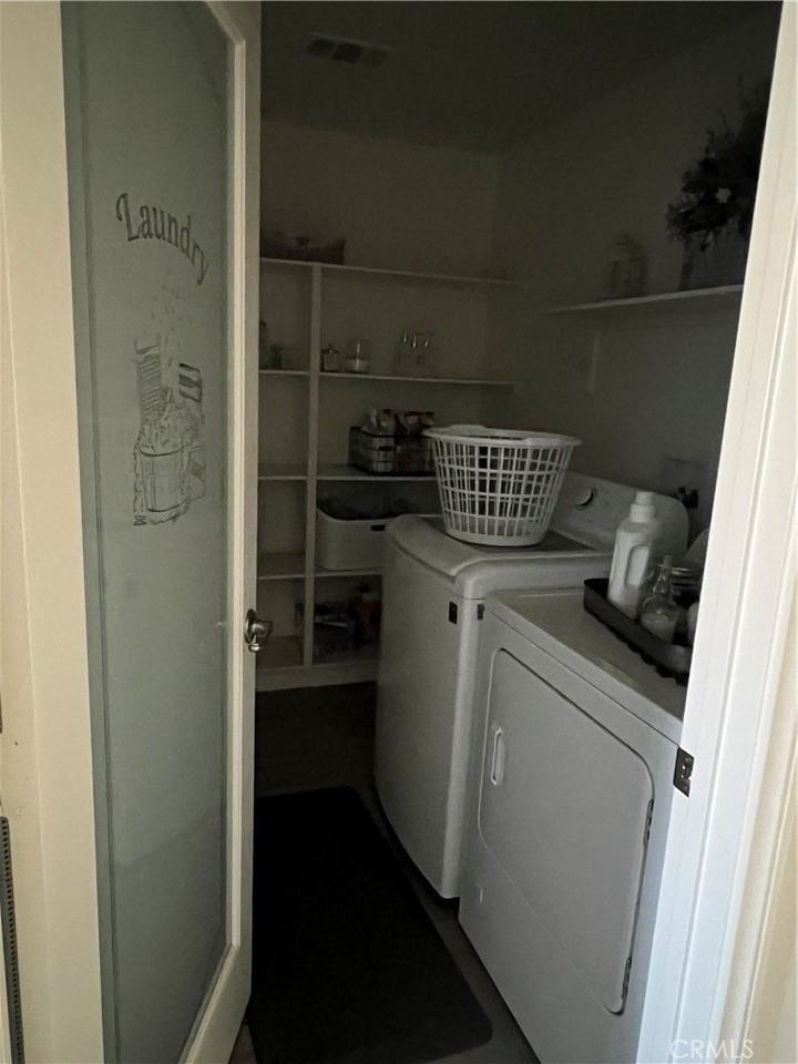 1020 Little Leaf St - Photo 7 of 16