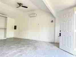 featured image of 3233 E Cameron Ave