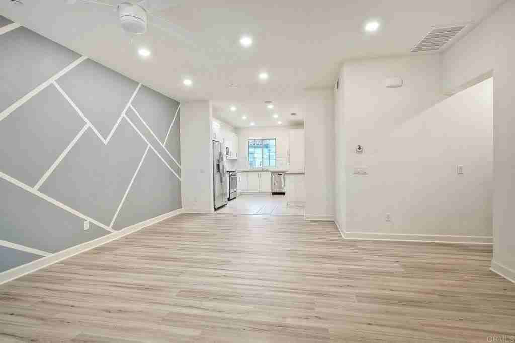 4336 Harbor Way #4 - Photo 7 of 40