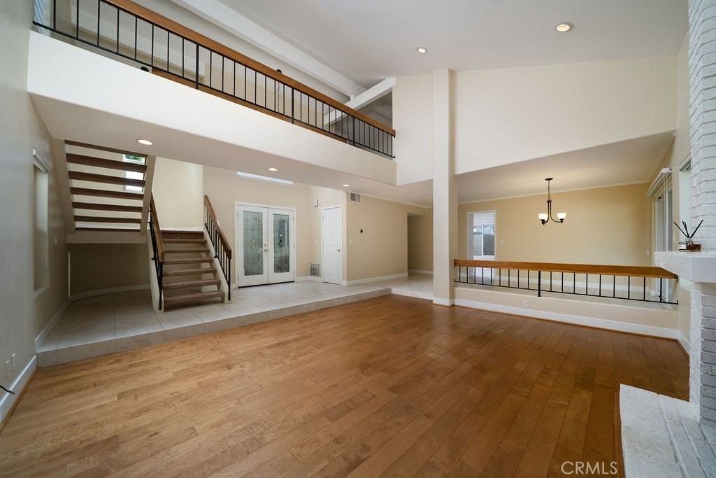 34 Columbus - Photo 5 of 33