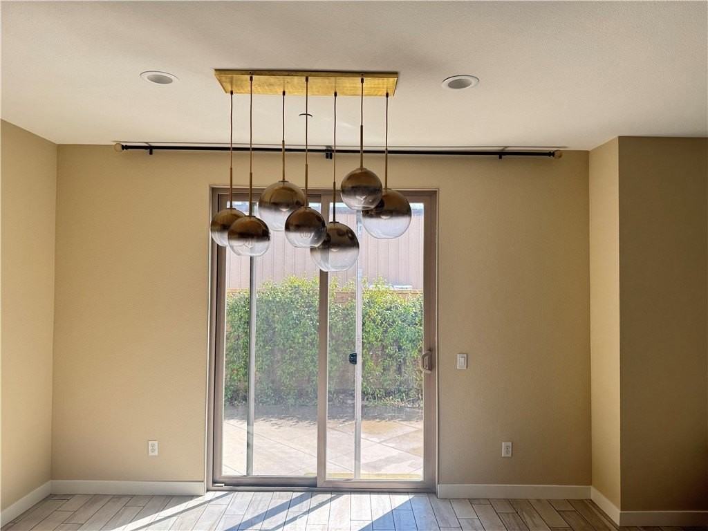 16818 Henry Way - Photo 2 of 9