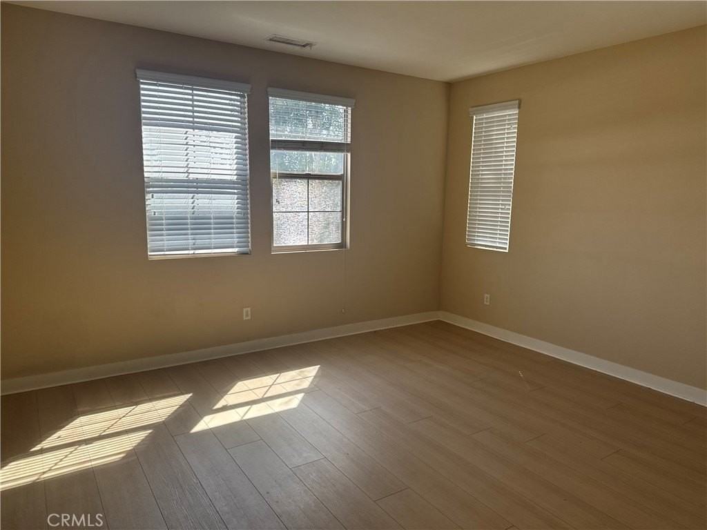 16818 Henry Way - Photo 7 of 9