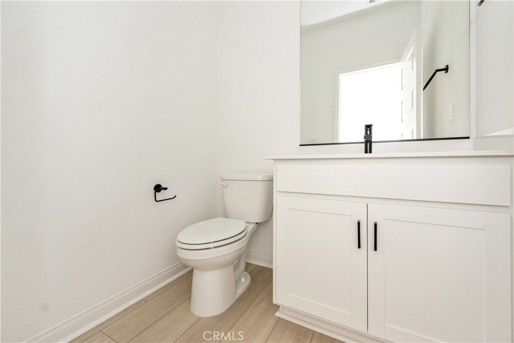 781 Cornelia Way - Photo 4 of 24