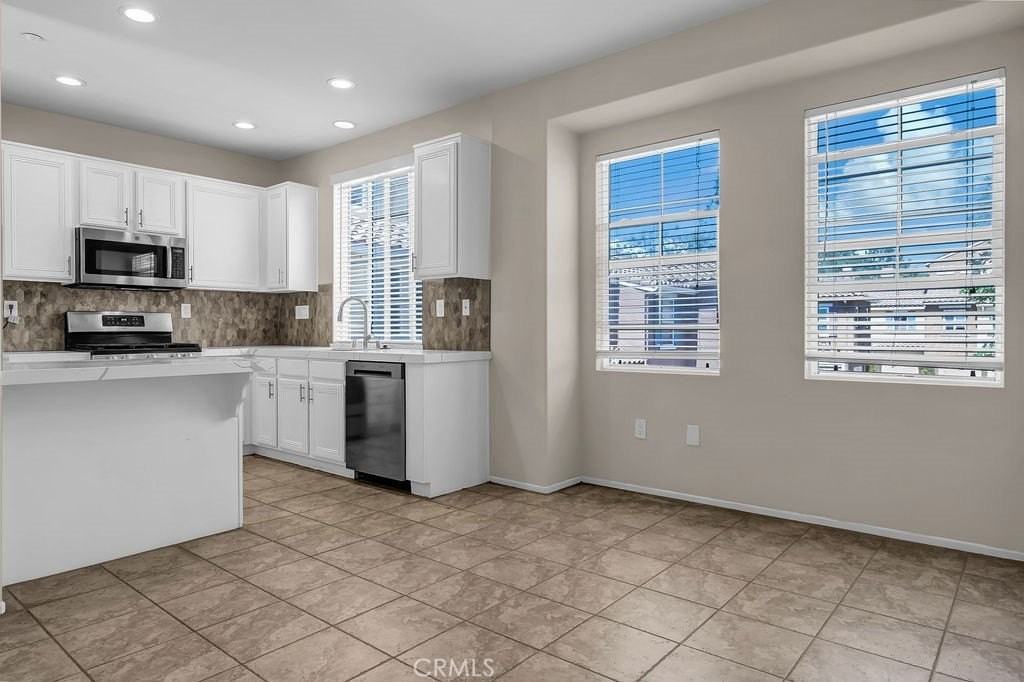 210 Timberwood - Photo 7 of 50