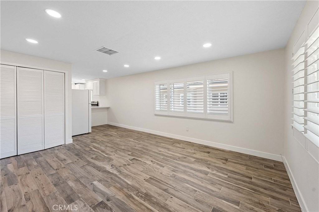 6290 California Ave #C - Photo 2 of 13