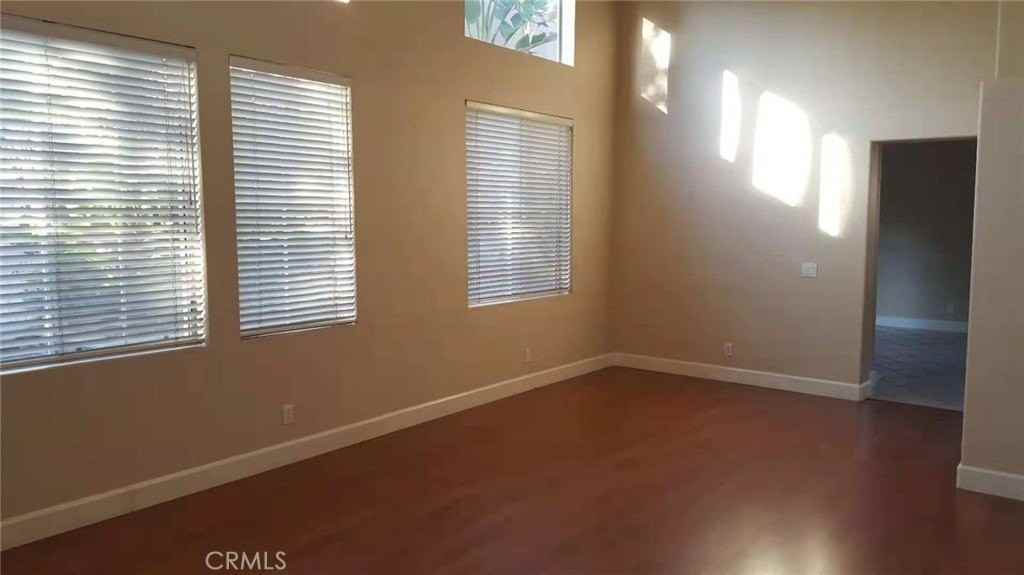 12421 N La Coste Dr - Photo 2 of 12