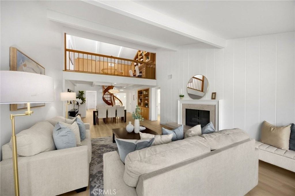 9437 Friendly Woods Ln - Photo 5 of 45