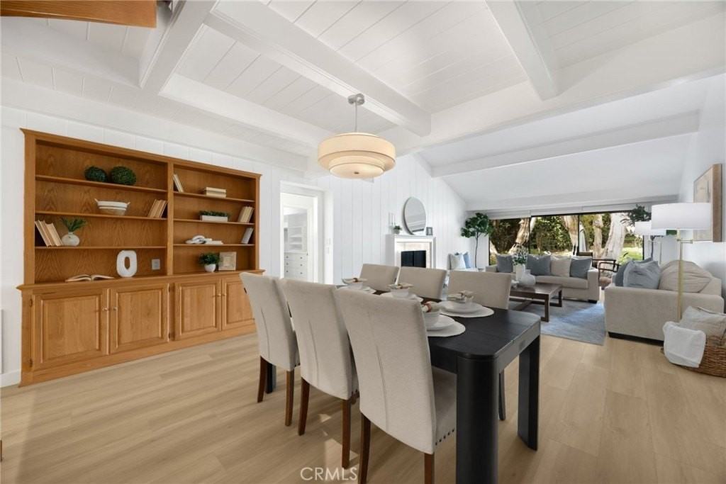 9437 Friendly Woods Ln - Photo 7 of 45