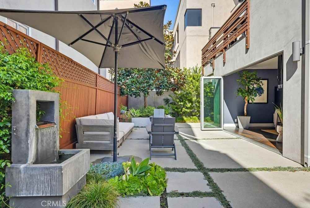 6713 E Ocean Blvd - Photo 7 of 50