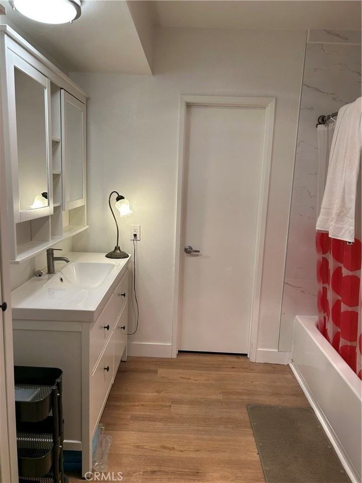 366 S Miraleste Dr - Photo 4 of 8