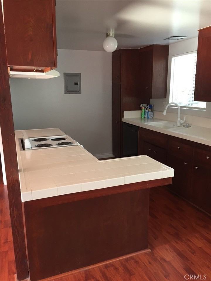 1107 Barbara St #D - Photo 7 of 13