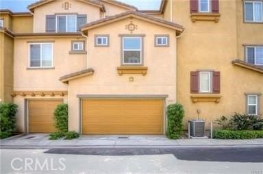 22919 Mariposa Ave #202 - Photo 2 of 31