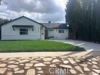 20754 Vose St - Photo 5 of 34