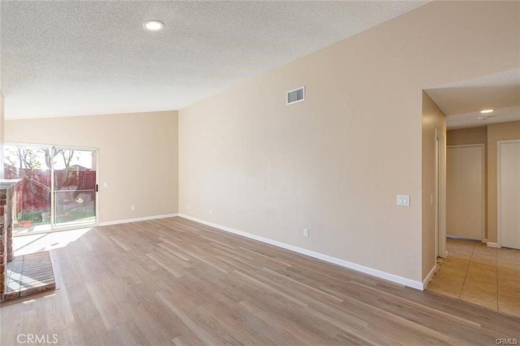 27294 Family Cir - Photo 6 of 24