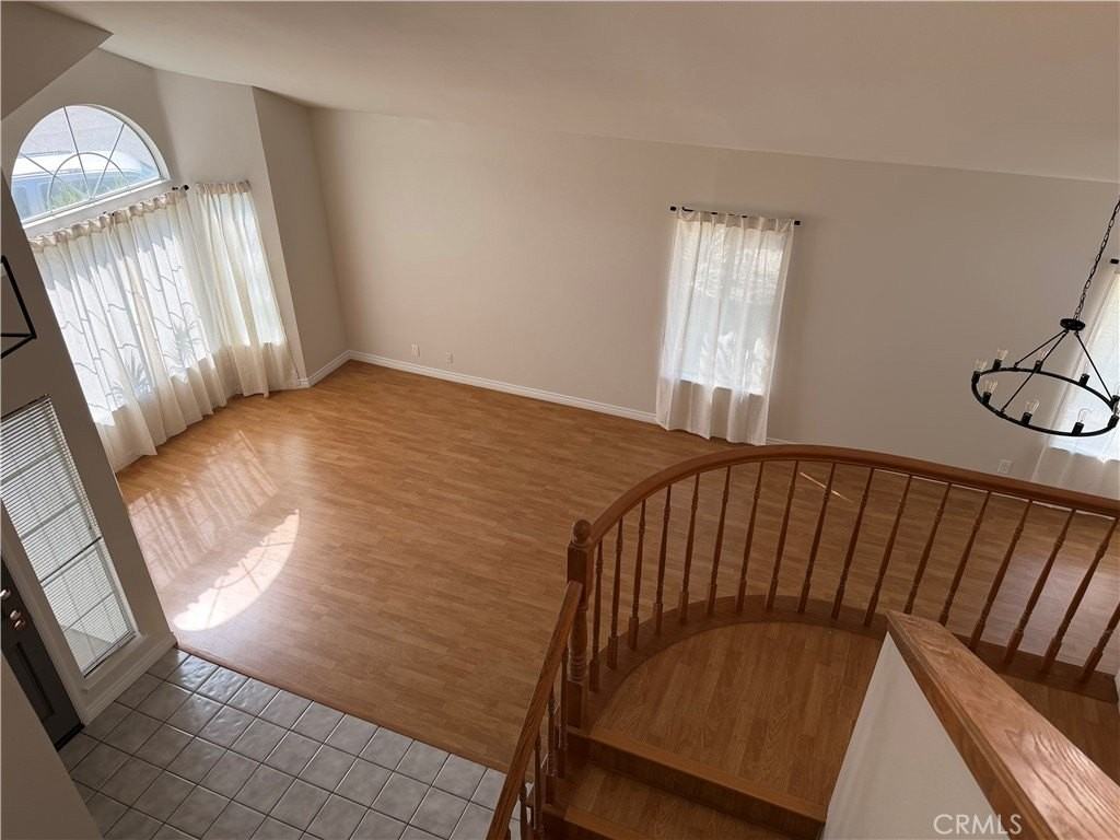 3461 Mountainside Cir - Photo 5 of 10