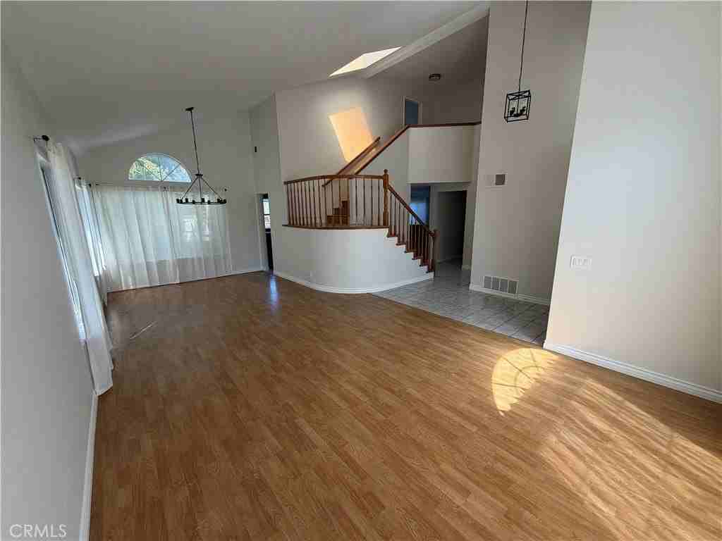 3461 Mountainside Cir - Photo 6 of 10