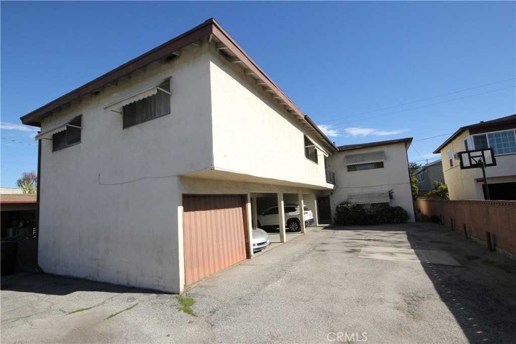 1622 S Chapel Ave #B