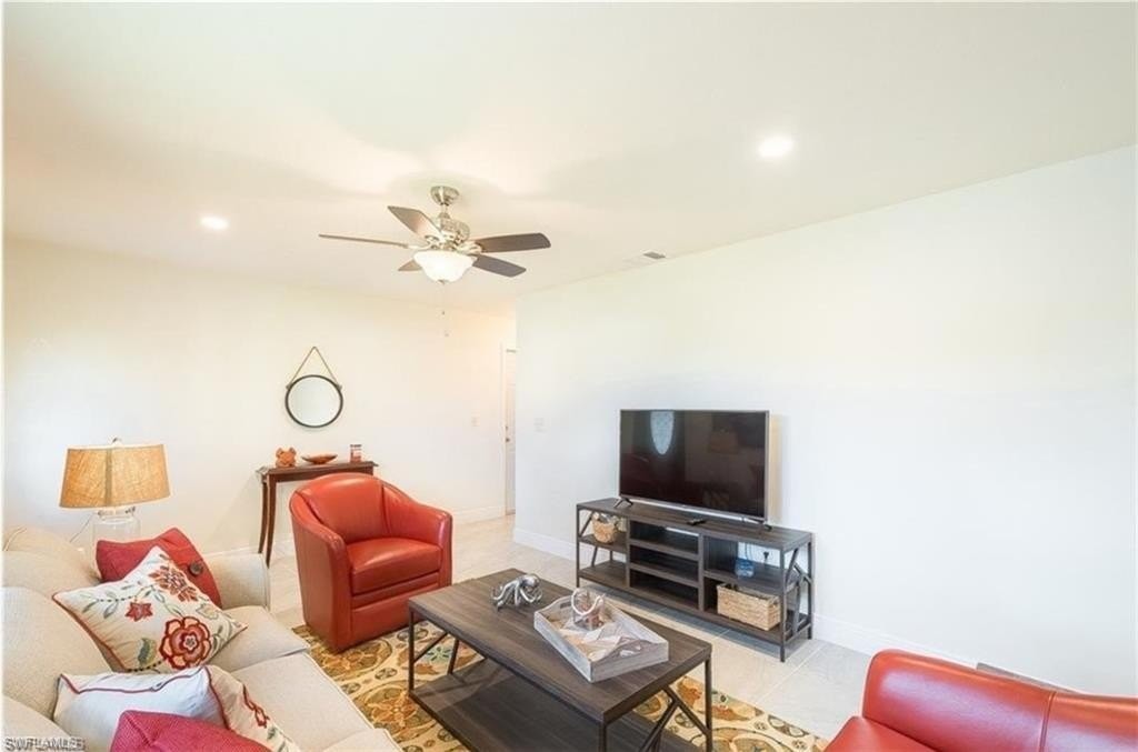 731 104th Ave N - Photo 2 of 16