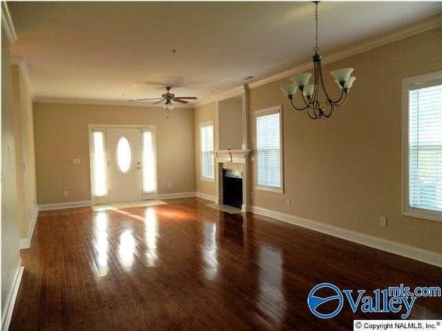 315 Cork Aly - Photo 4 of 8