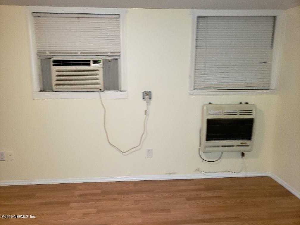 6348 HYDE GROVE Avenue unit: Garage Unit - Photo 4 of 8