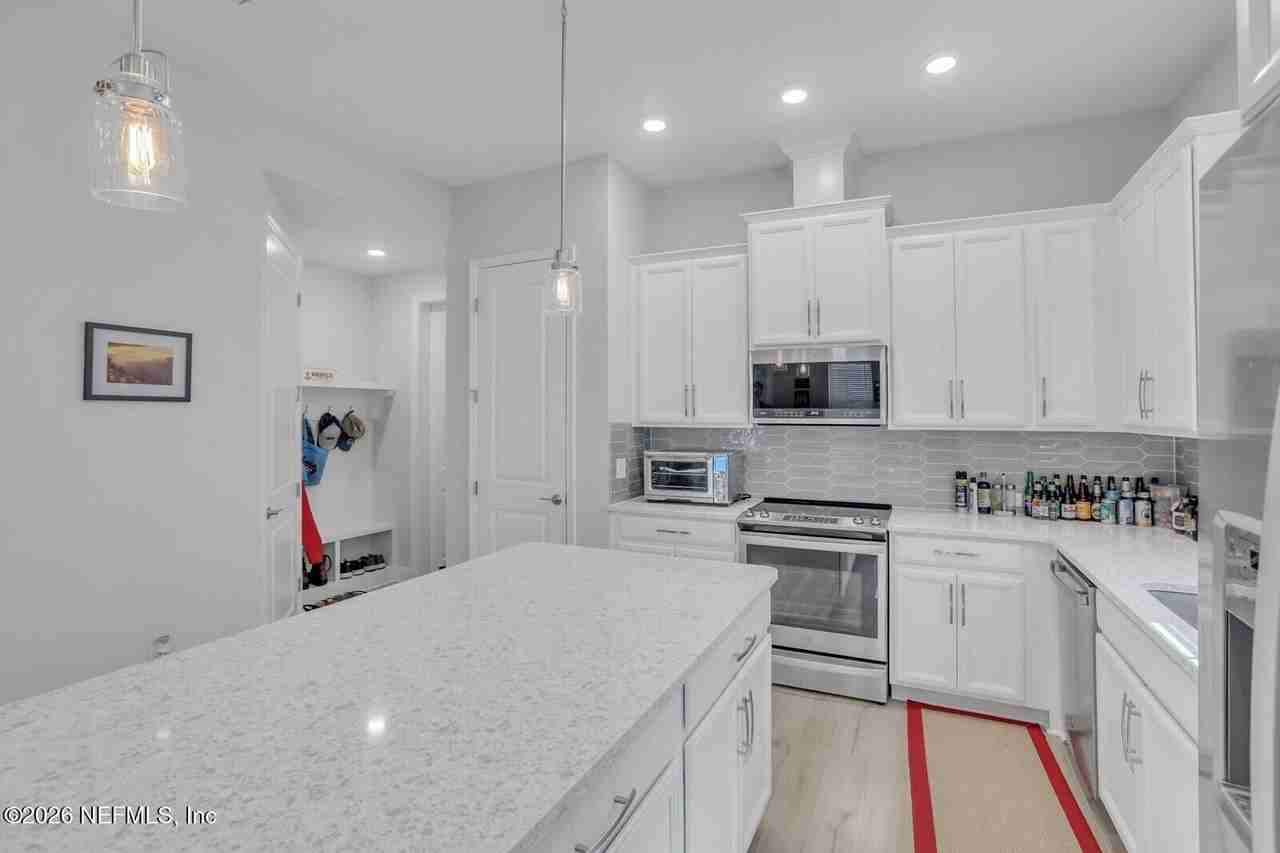 11317 Spring Tide Way - Photo 2 of 17