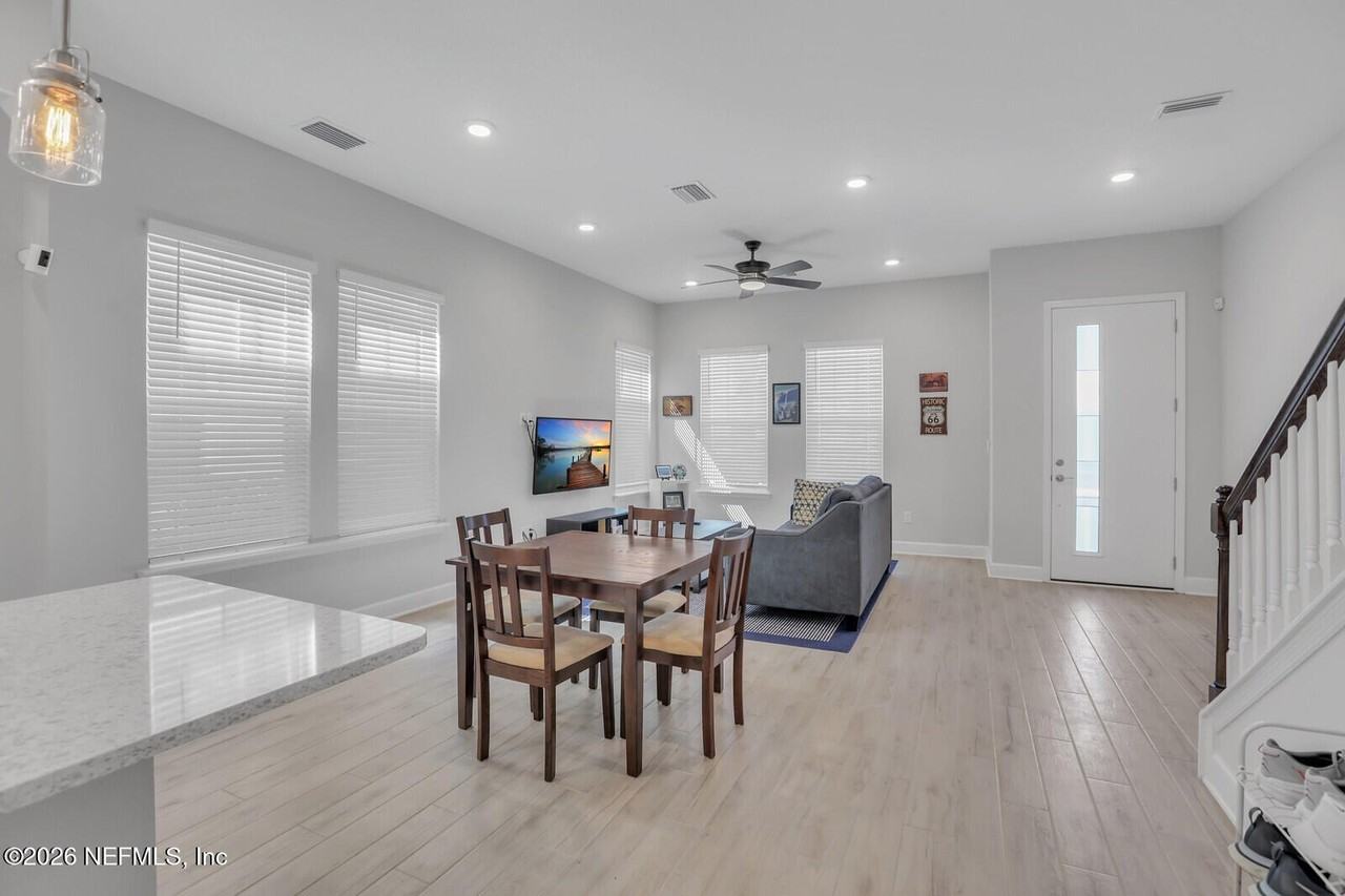 11317 Spring Tide Way - Photo 7 of 17