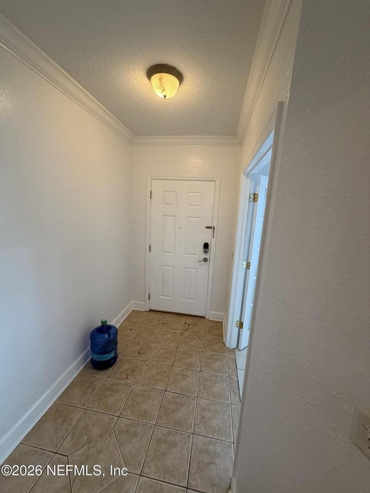 1915 Lago Del Sur Dr - Photo 3 of 28