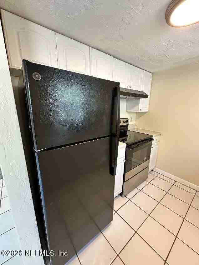 56 Masters Dr Apt D - Photo 5 of 10