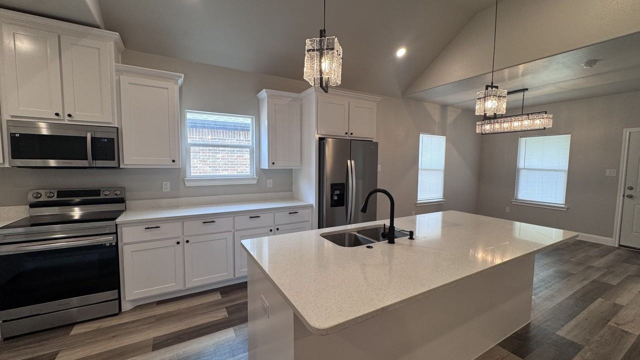 117 Hesed St #1 - Photo 4 of 19