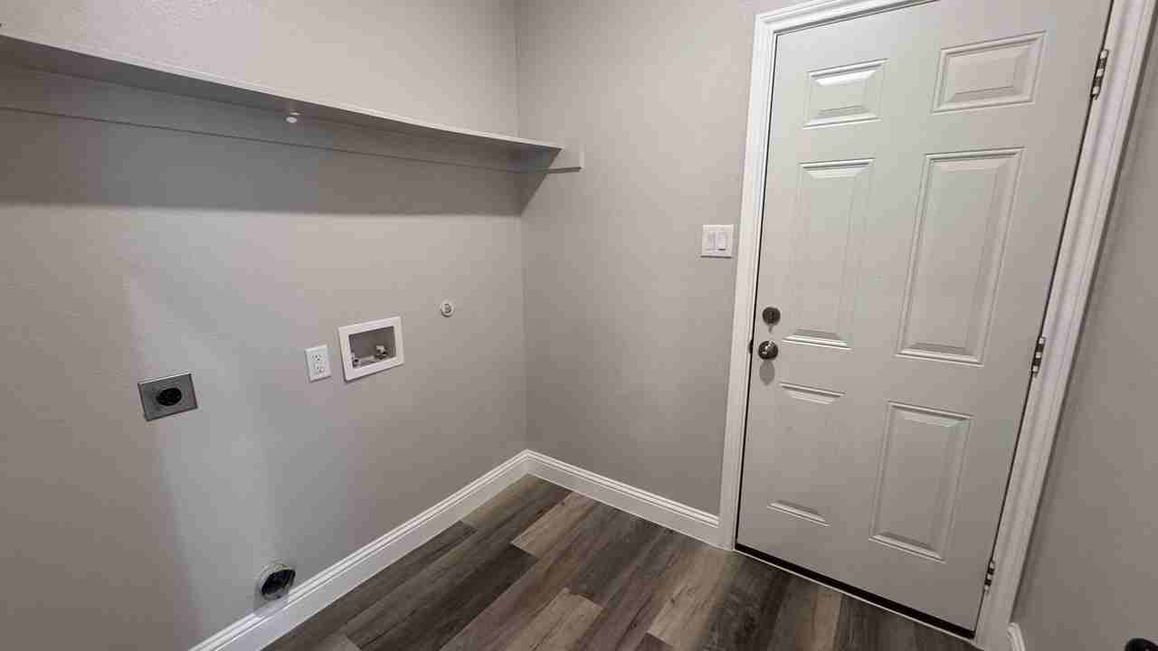 117 Hesed St #1 - Photo 7 of 19