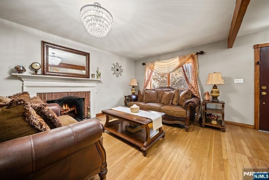 191 Tenafly Rd - Photo 4 of 39