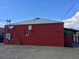 featured image of 1434 E Elm St #2