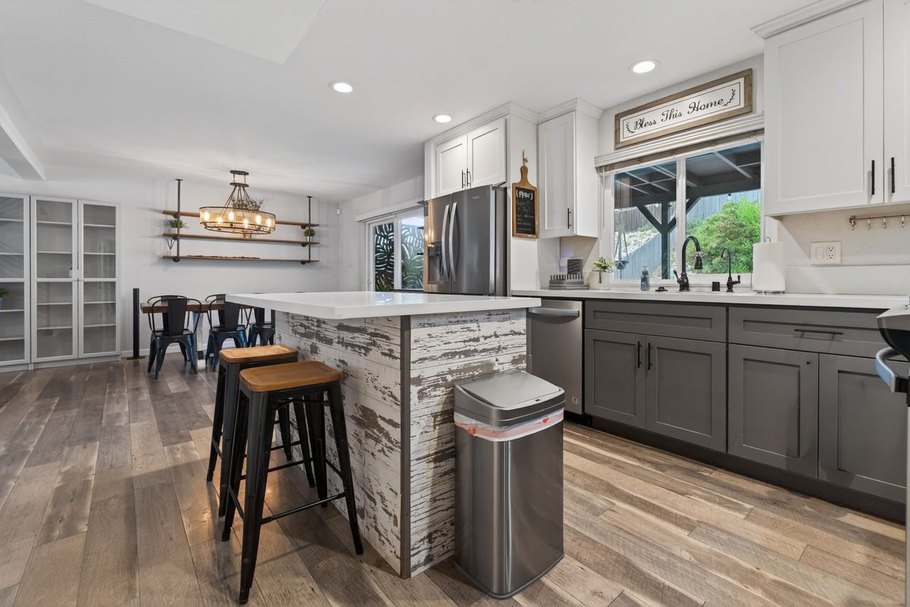 976 Dimarino St #1 - Photo 7 of 29