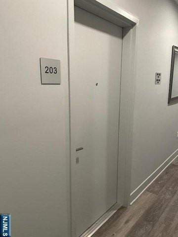 205 Stuyvesant Ave - Photo 4 of 15