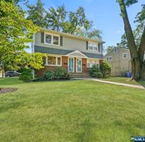 featured image of 100 Cortland Pl