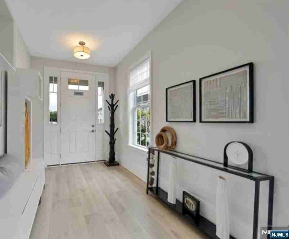 1 Davies Dr - Photo 2 of 35