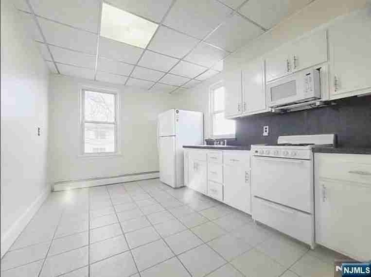 455 Orient Way - Photo 7 of 7