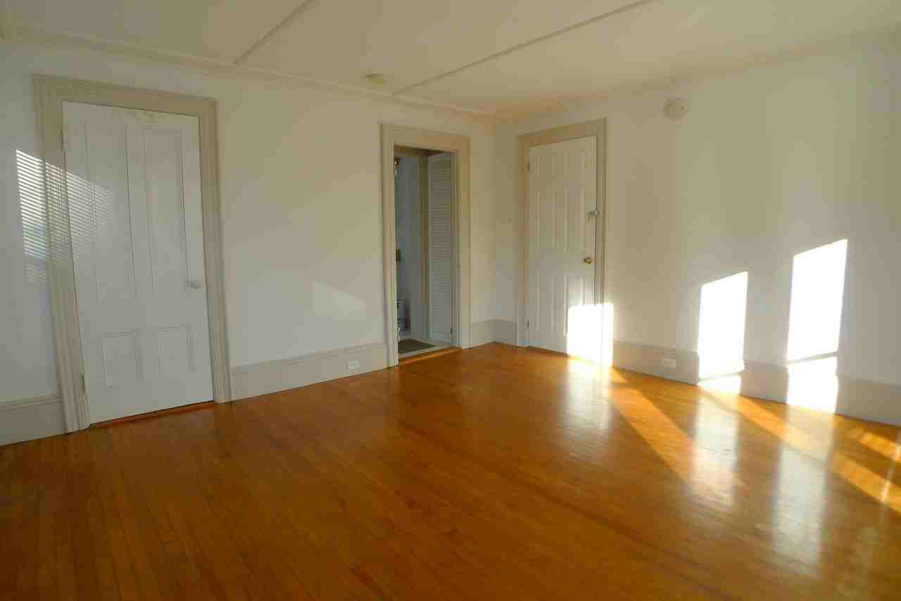 83 Main St #2B - Photo 6 of 17