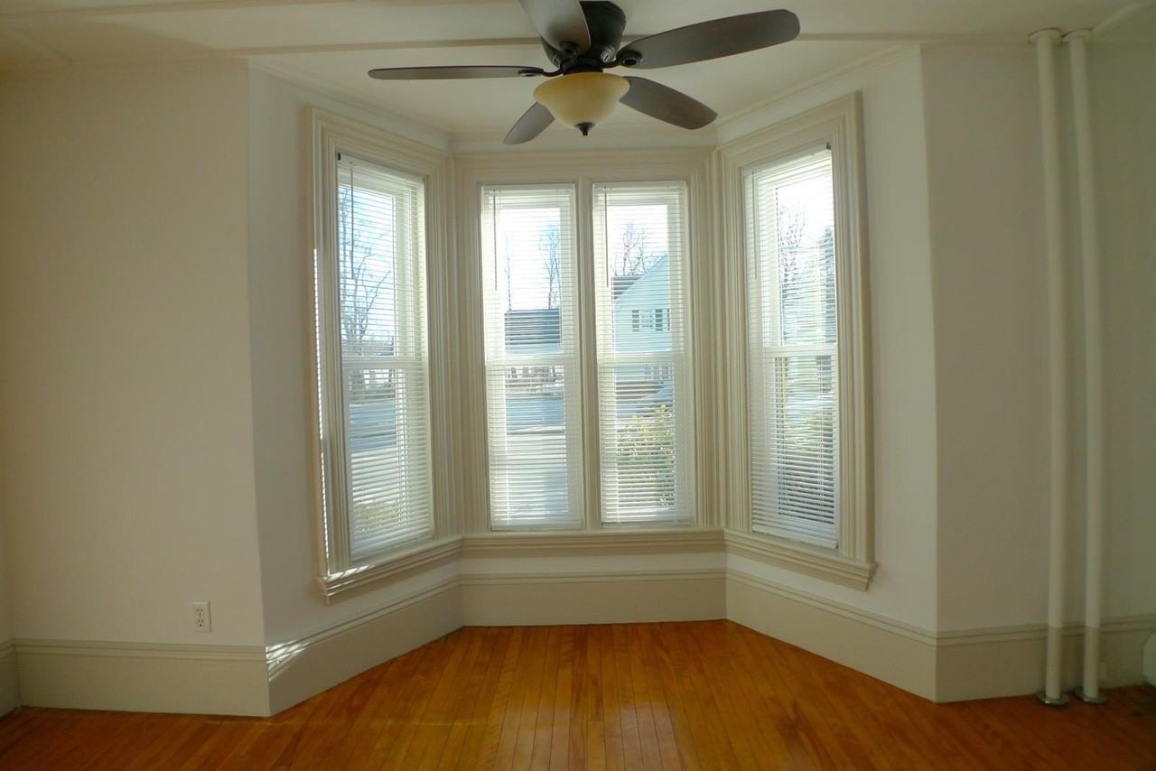 83 Main St #2B - Photo 7 of 17