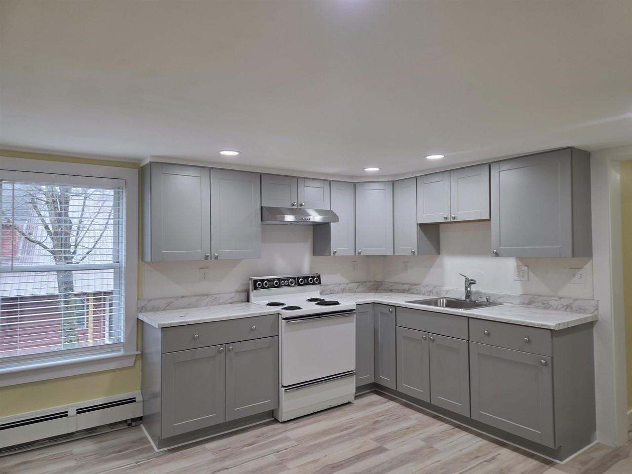 5 Central Sq #3 - Photo 5 of 15